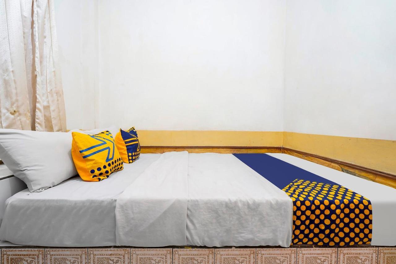 Spot On 91444 Hotel Arimbi Bandung Kültér fotó